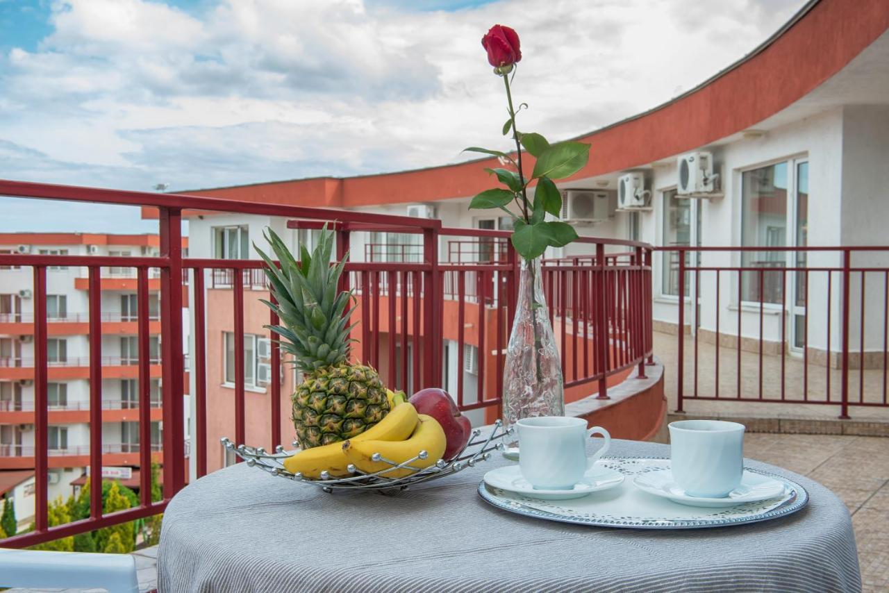 Privilege Beach Apartments Sveti Vlas Buitenkant foto