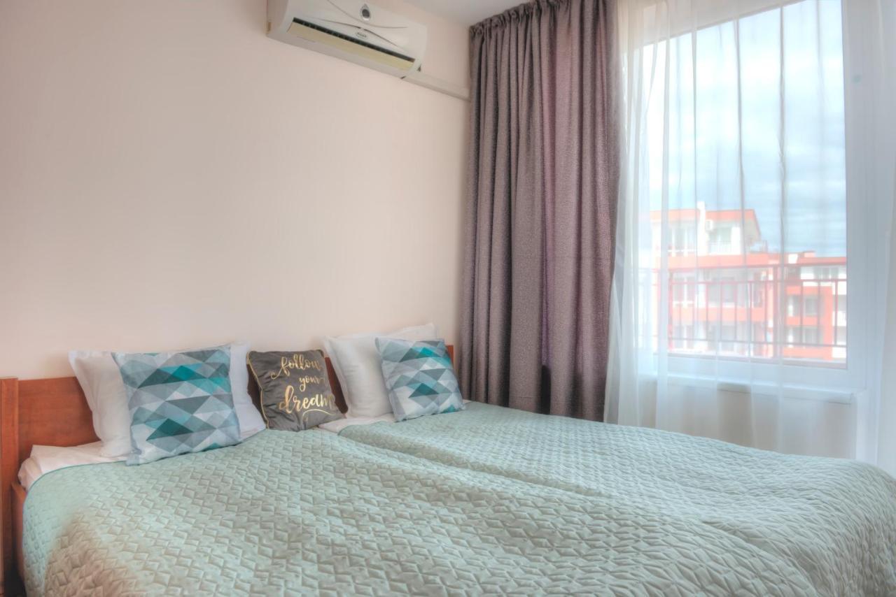 Privilege Beach Apartments Sveti Vlas Buitenkant foto